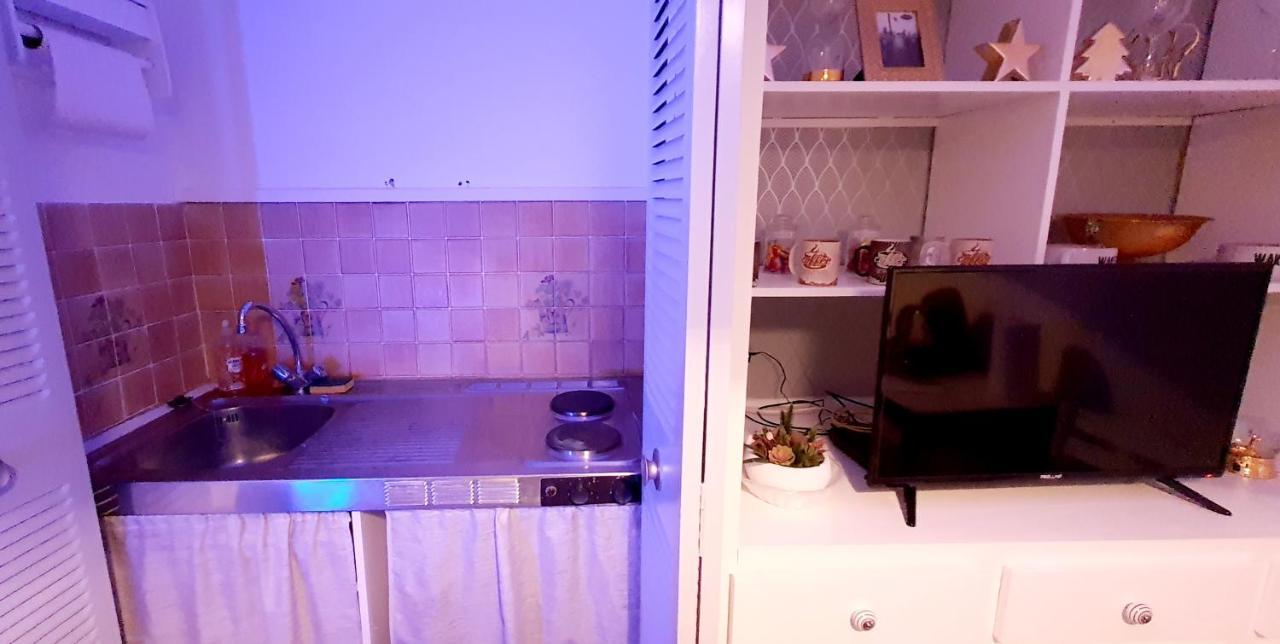 Studio En Face De La Foret De Fontainebleau 에이번 외부 사진