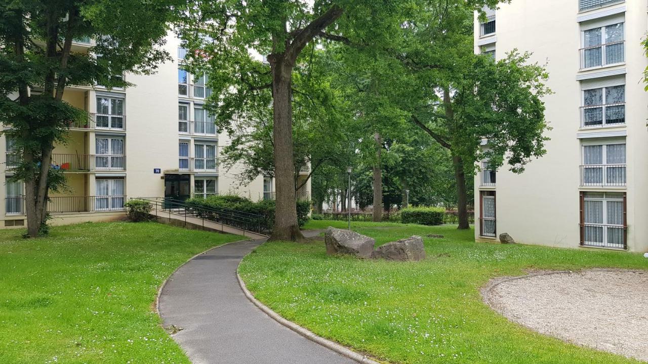 Studio En Face De La Foret De Fontainebleau 에이번 외부 사진