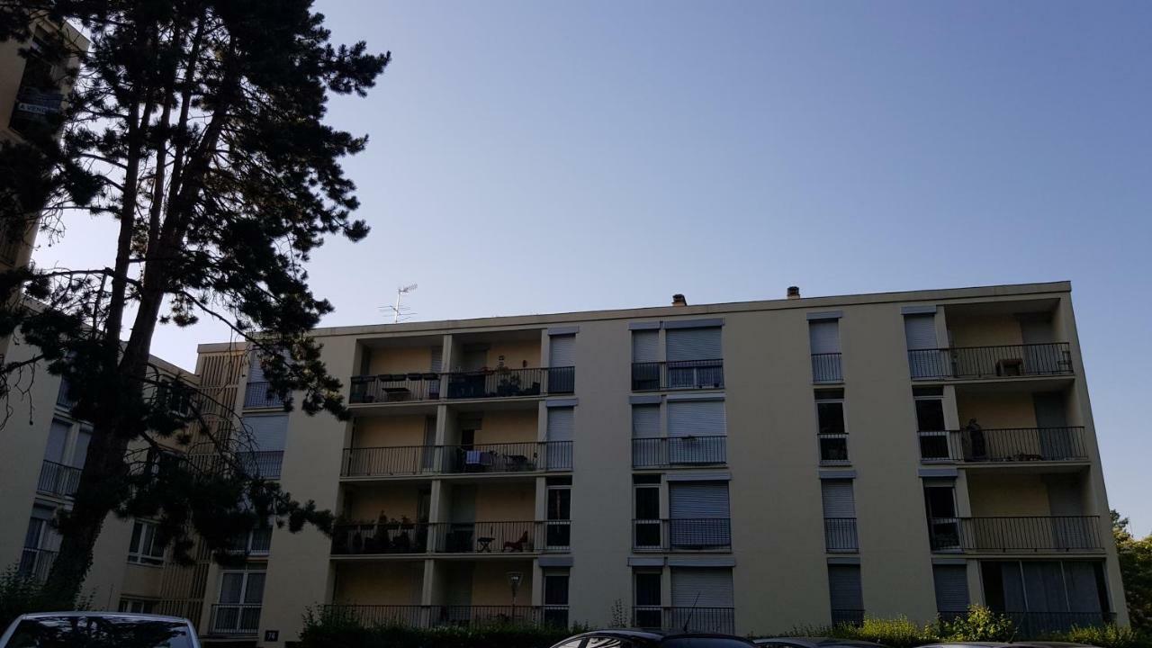Studio En Face De La Foret De Fontainebleau 에이번 외부 사진